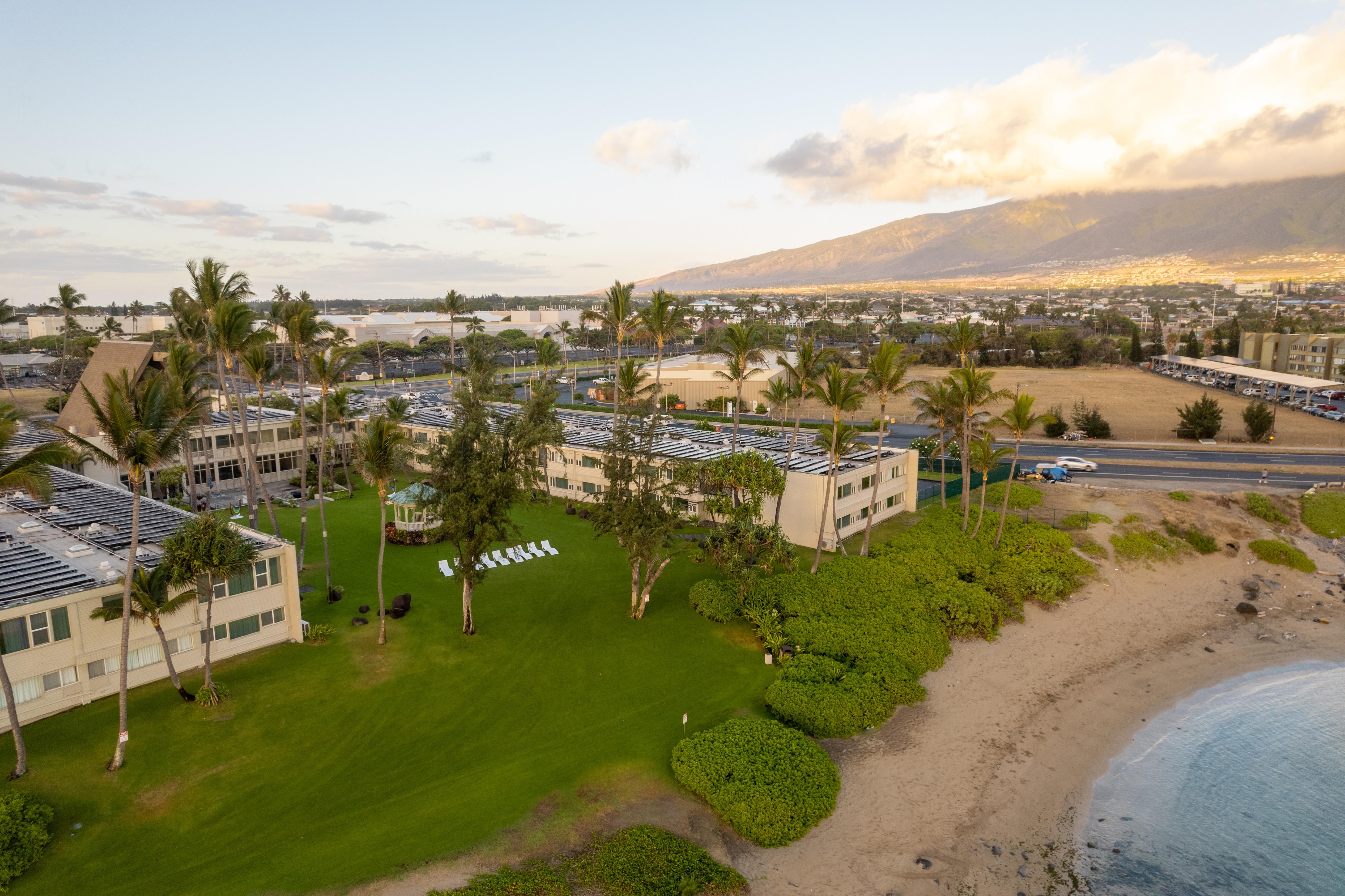 Maui Beach Hotel Kahului Esterno foto